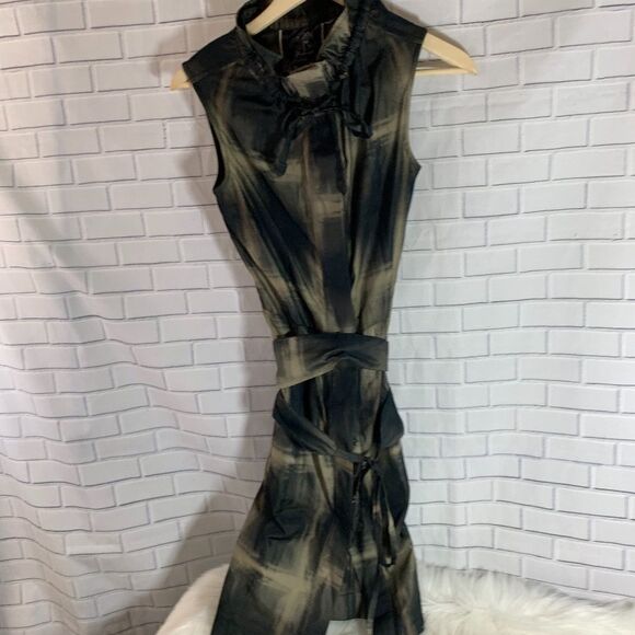 L.A.M.B. Abstract Black Plaid Taffeta Dres… - Picture 2 of 7